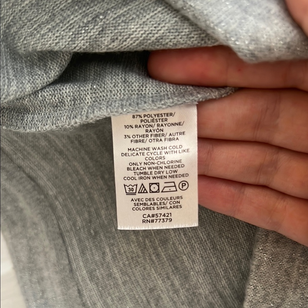 Ann Taylor Light Gray Knit Turtleneck Long Sleeve Top - Picture 4 of 9